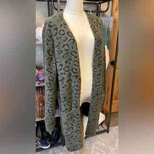 Evolution by Cyrus Cozy Green Leopard Cardigan
